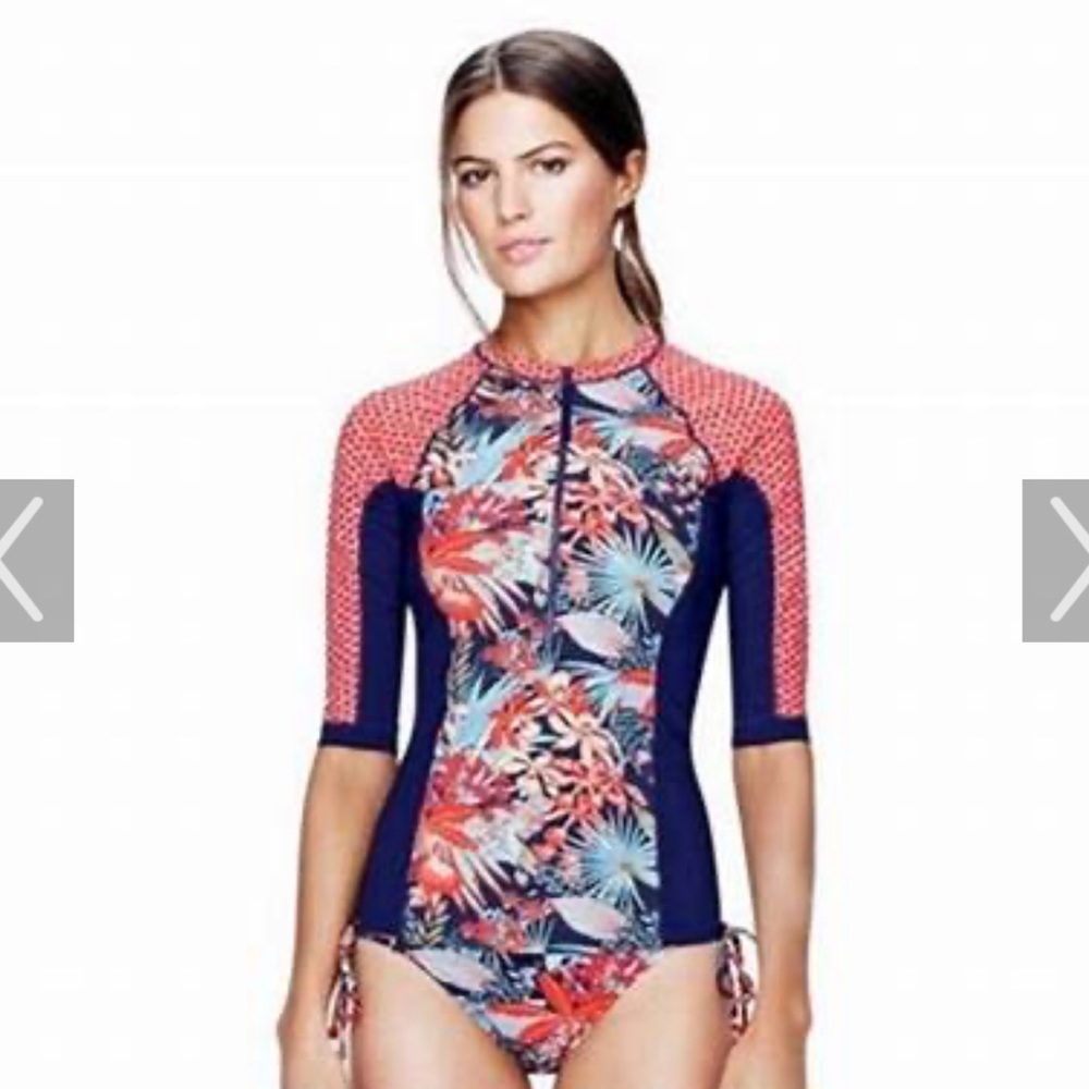 *Rare*Tory Burch rash guard in size small. Worn once and washed once.